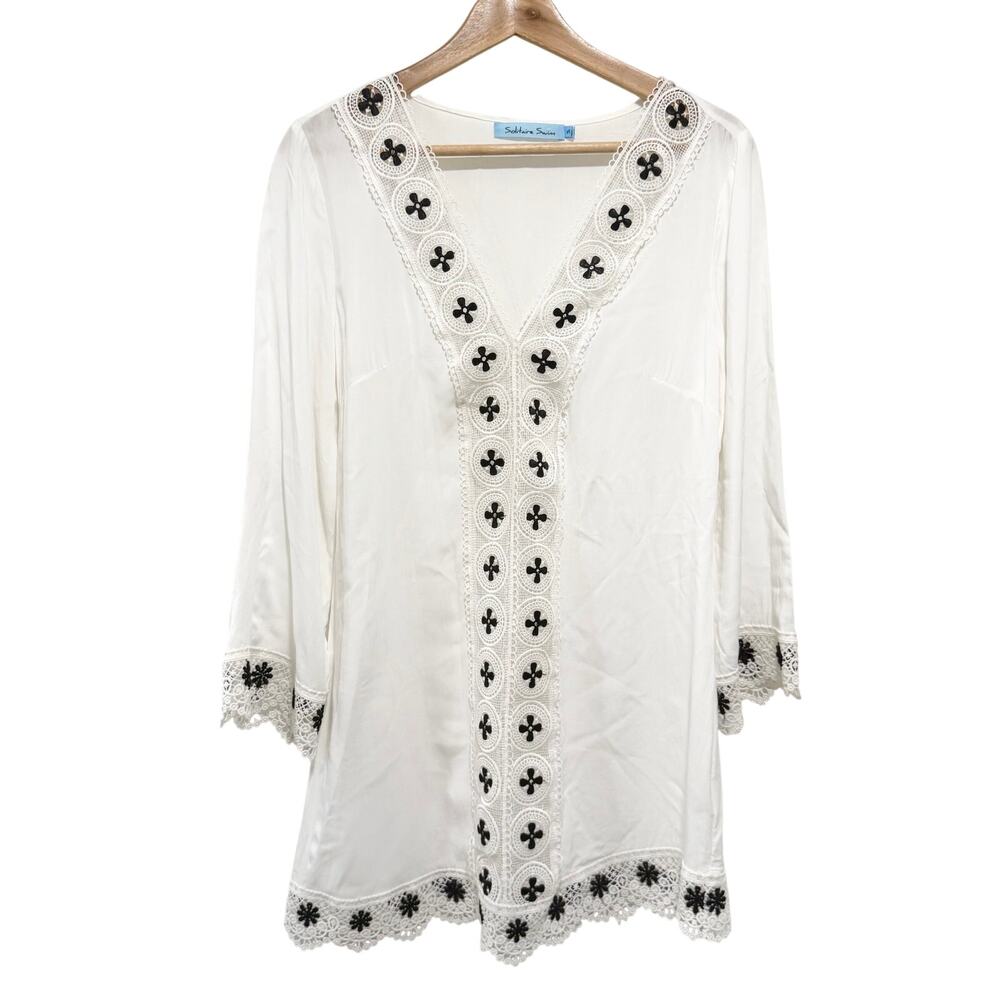 Solitaire Swim Artisan Embroidered Tunic Top White‎ w/ Black Crochet Trim Small